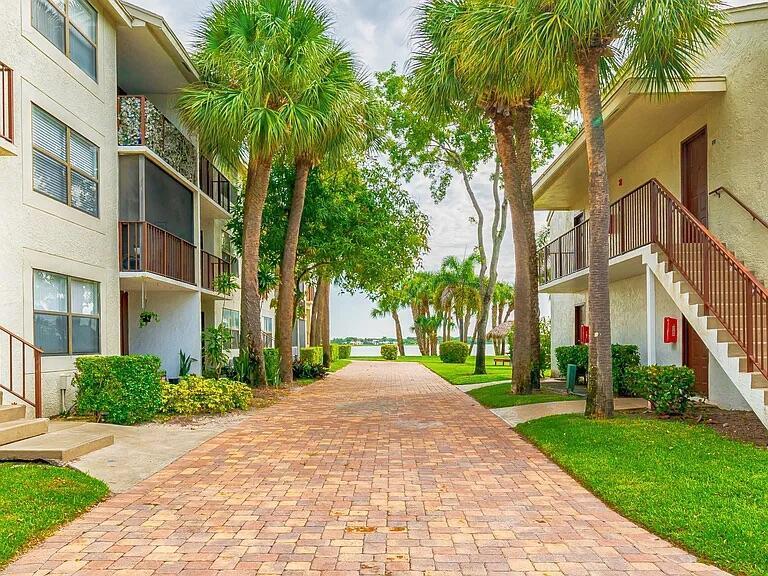 CLEAR LAKE CLUB CONDO - Residential Lease