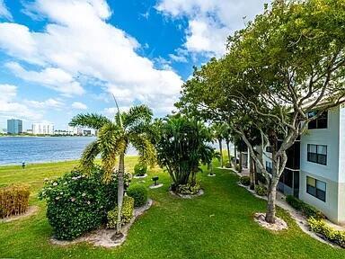 CLEAR LAKE CLUB CONDO - Residential Lease