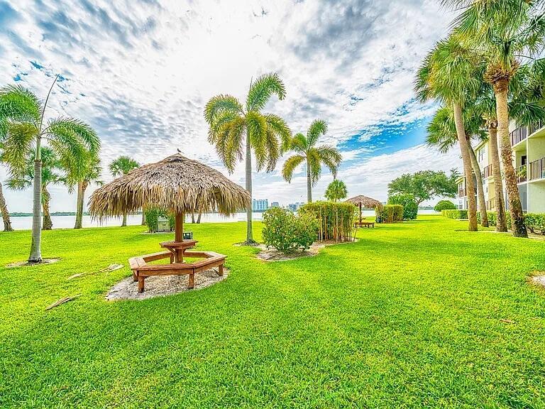 CLEAR LAKE CLUB CONDO - Residential Lease