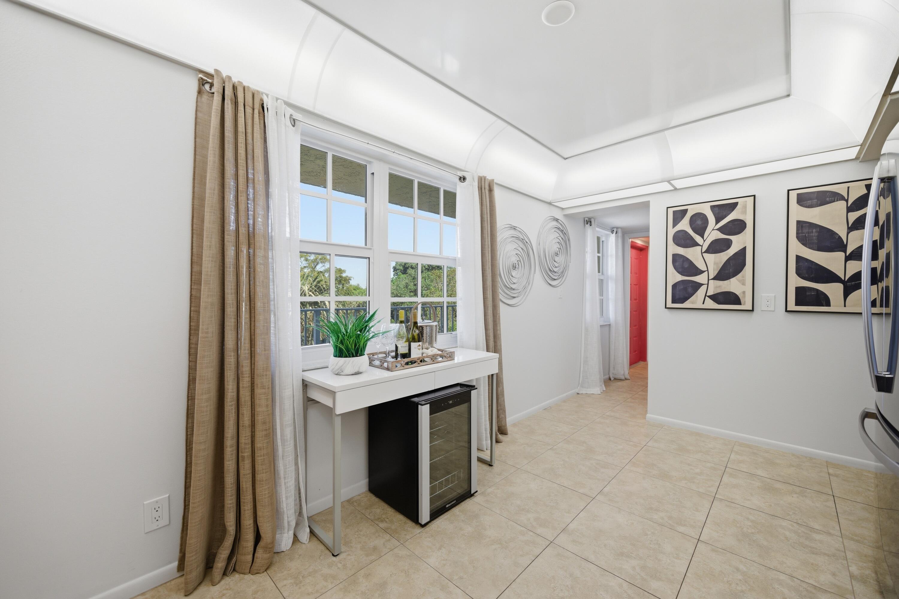 NO 124 PALM-AIRE COUNTRY CLUB - Residential