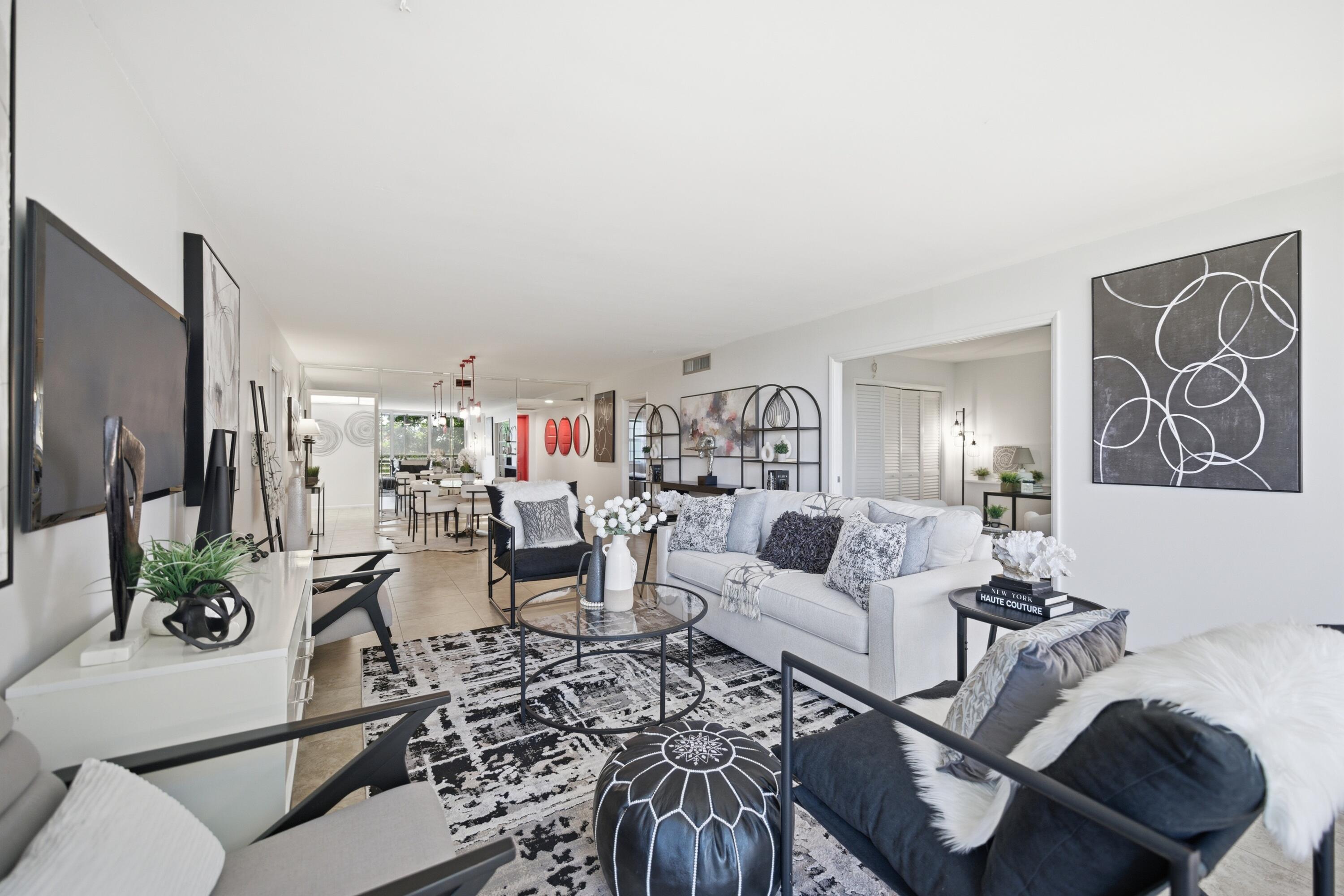 NO 124 PALM-AIRE COUNTRY CLUB - Residential