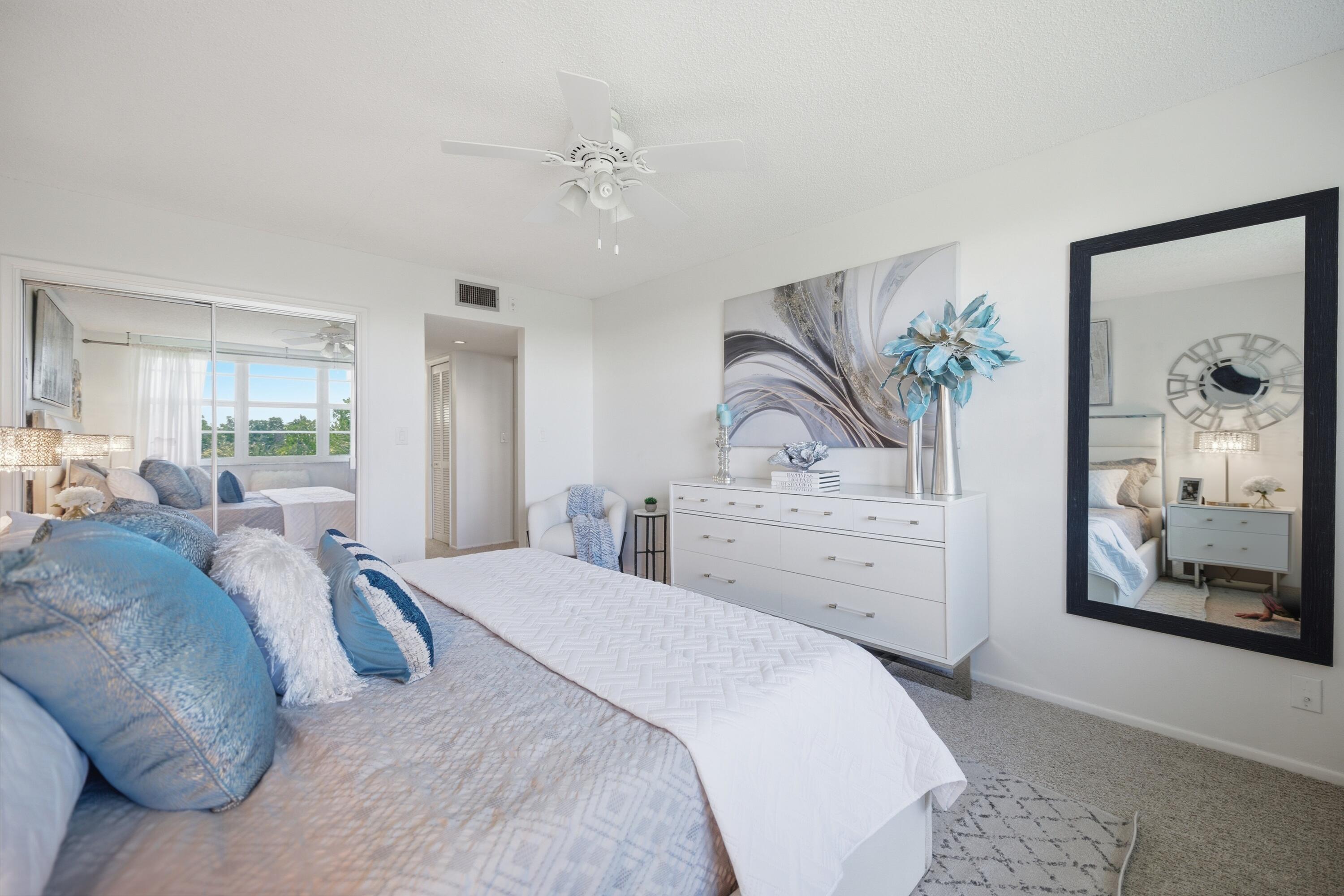 NO 124 PALM-AIRE COUNTRY CLUB - Residential