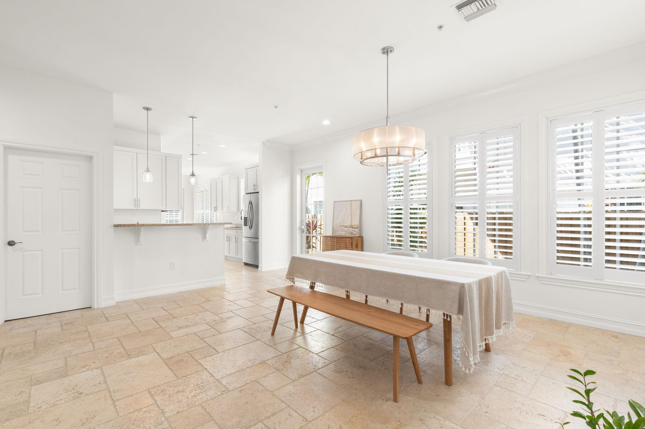 Villa De Este - Residential