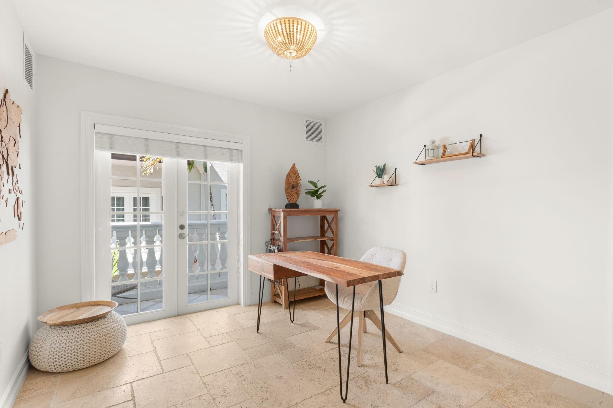 Villa De Este - Residential