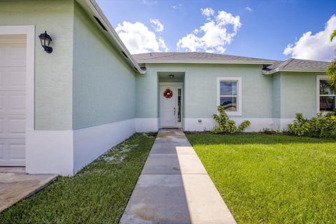 A home in Port St Lucie