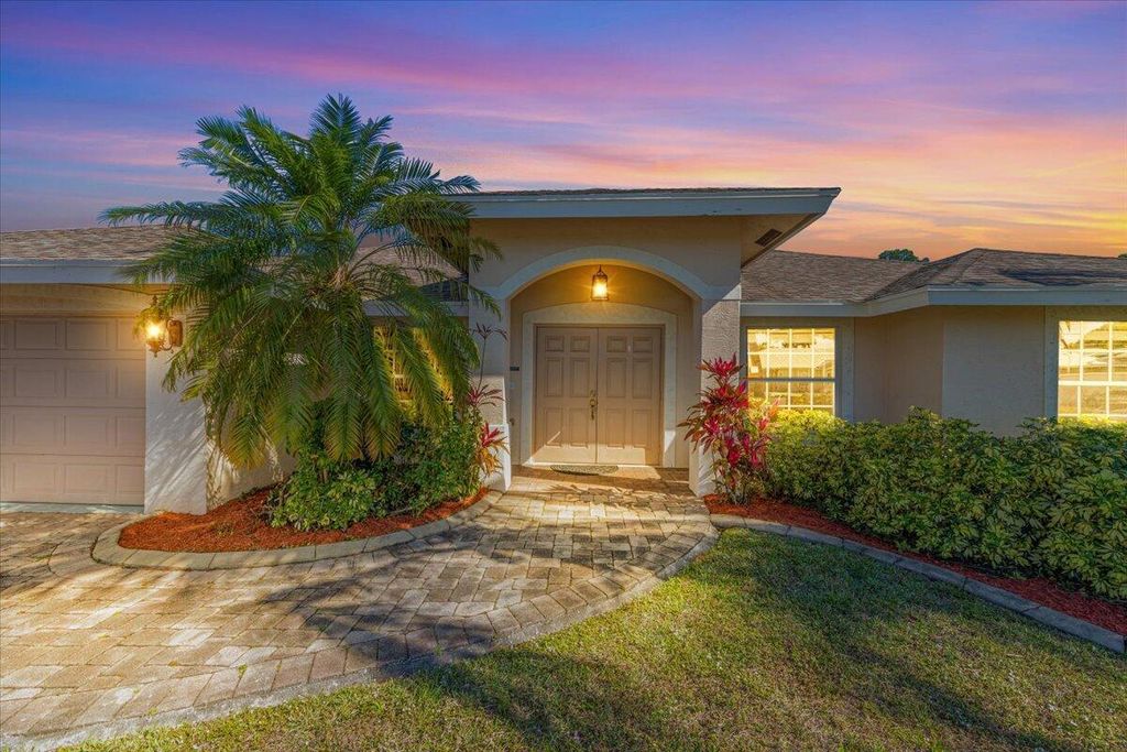 Photo of 665 SW Fair Avenue, Port Saint Lucie, FL 34953 (MLS # R10975121)