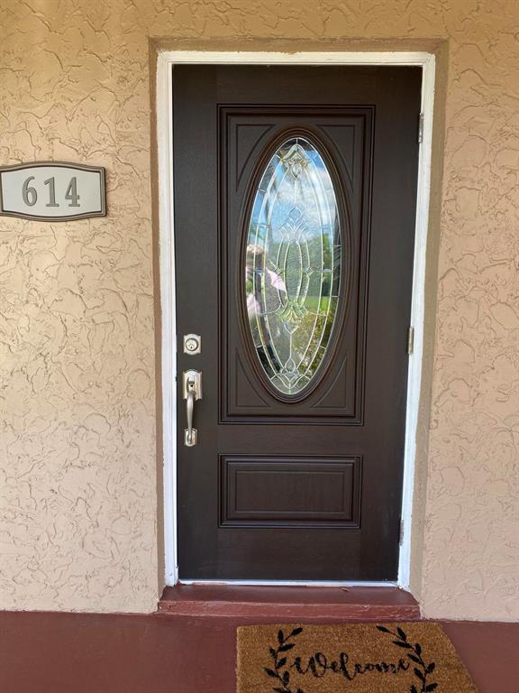 SANDALFOOT SOUTH ONE CONDO PT OF LTS 12, 33 AND 34 - Residential