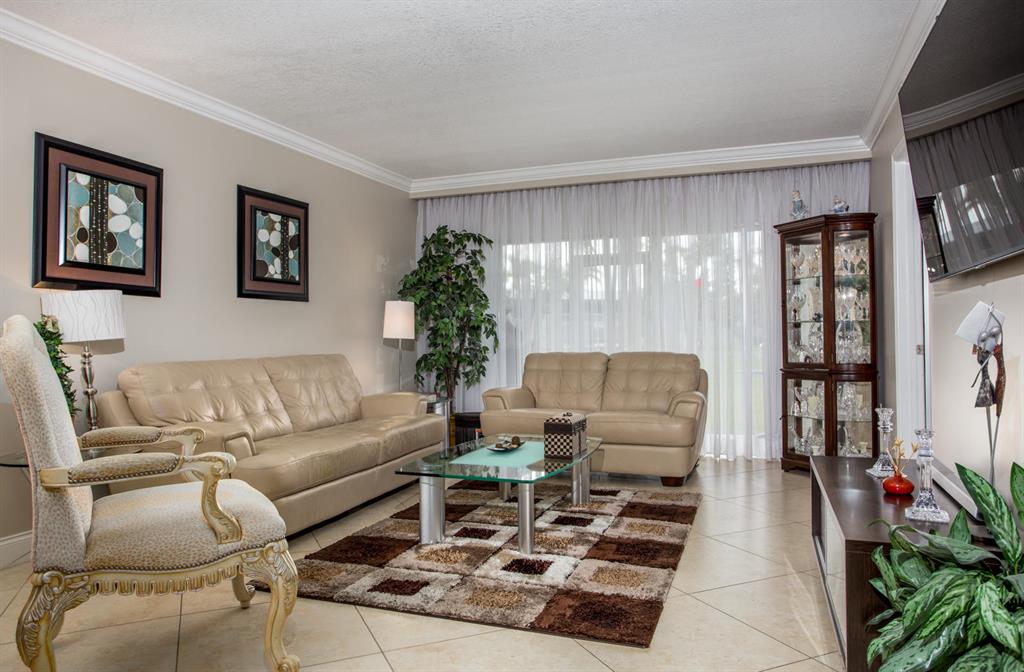 SANDALFOOT SOUTH ONE CONDO PT OF LTS 12, 33 AND 34 - Residential