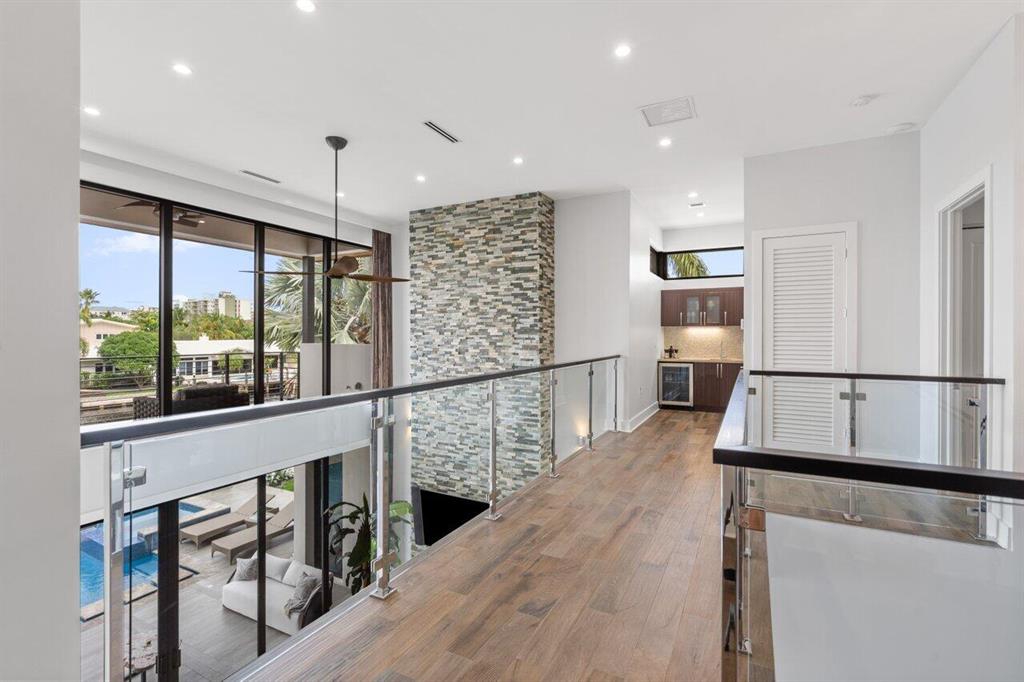 CORAL RIDGE - Residential