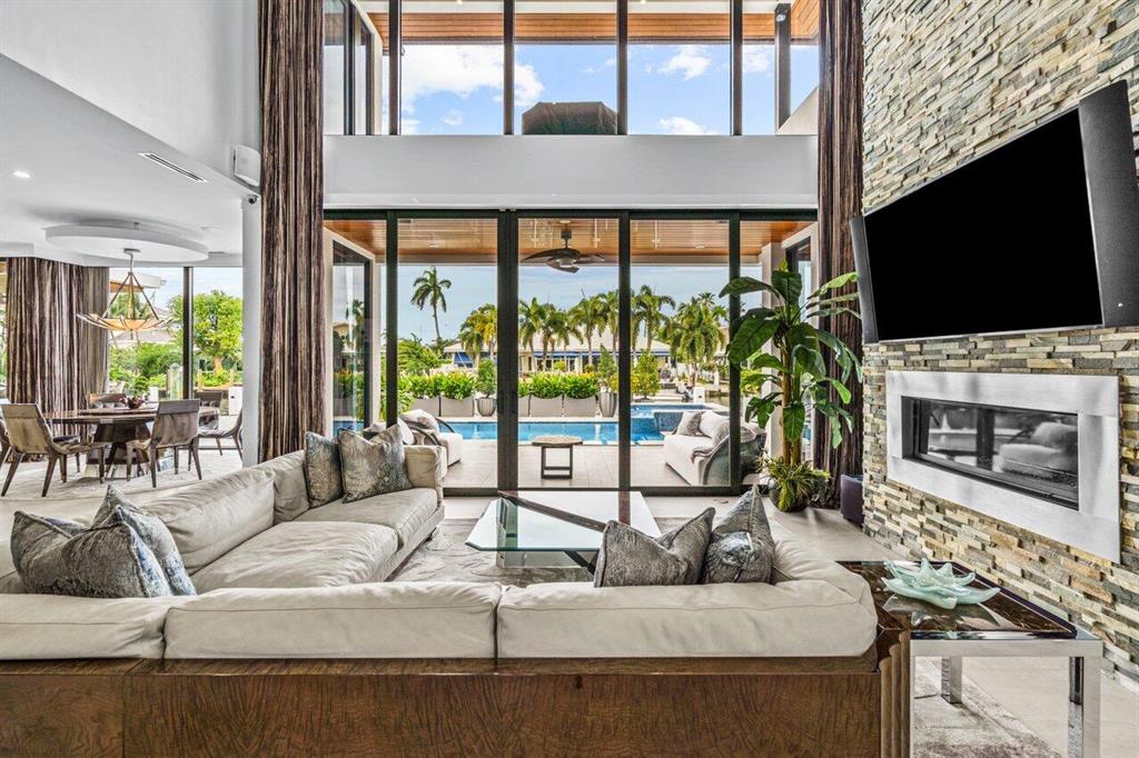 CORAL RIDGE - Residential