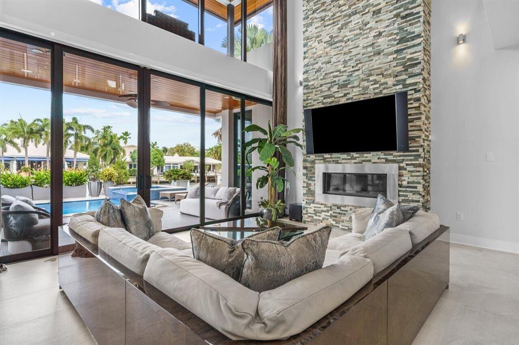 CORAL RIDGE - Residential