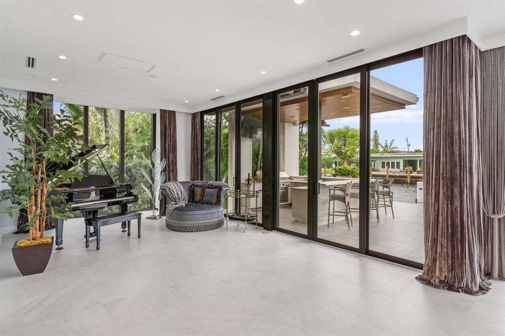 CORAL RIDGE - Residential