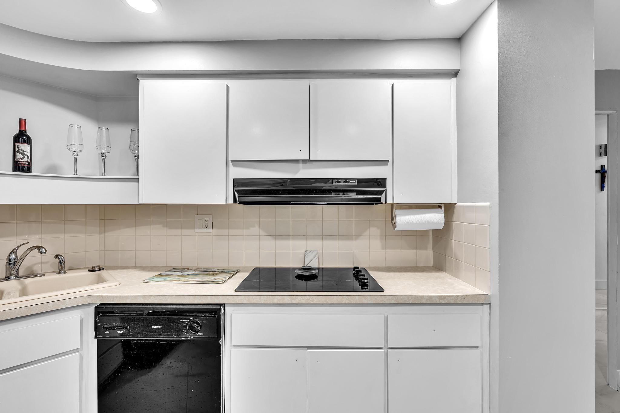 Coral Ridge Towers - Residential