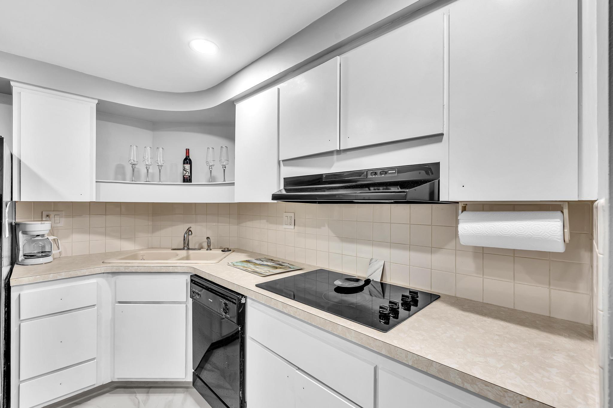 Coral Ridge Towers - Residential