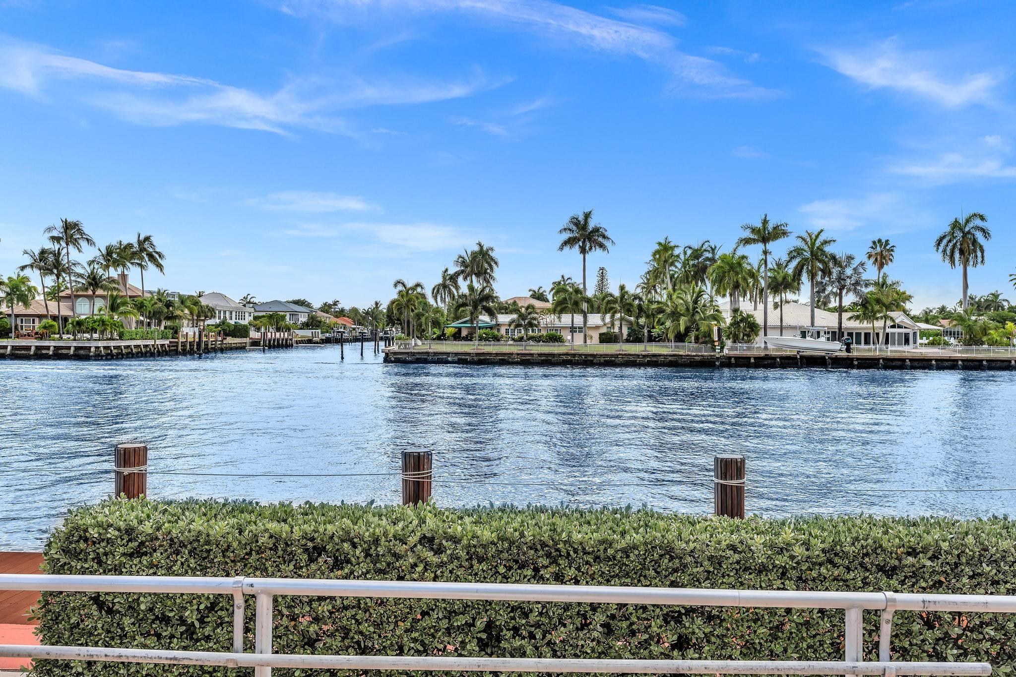 Coral Ridge Towers - Residential