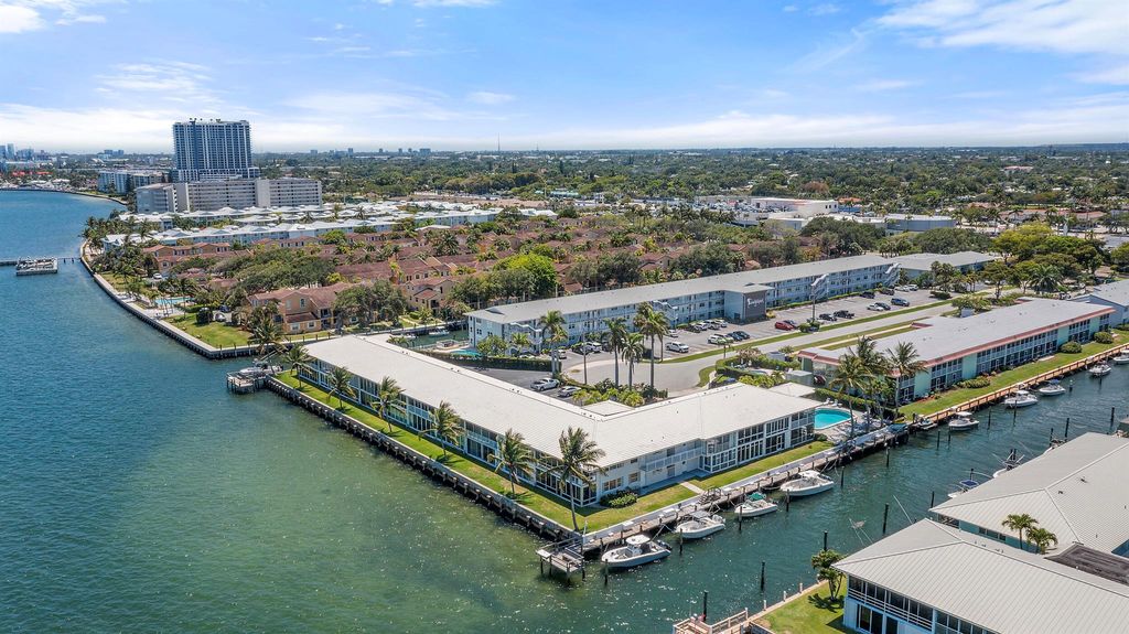 Photo of 117 Lehane Terrace #210, North Palm Beach, FL 33408 (MLS # R11096298)