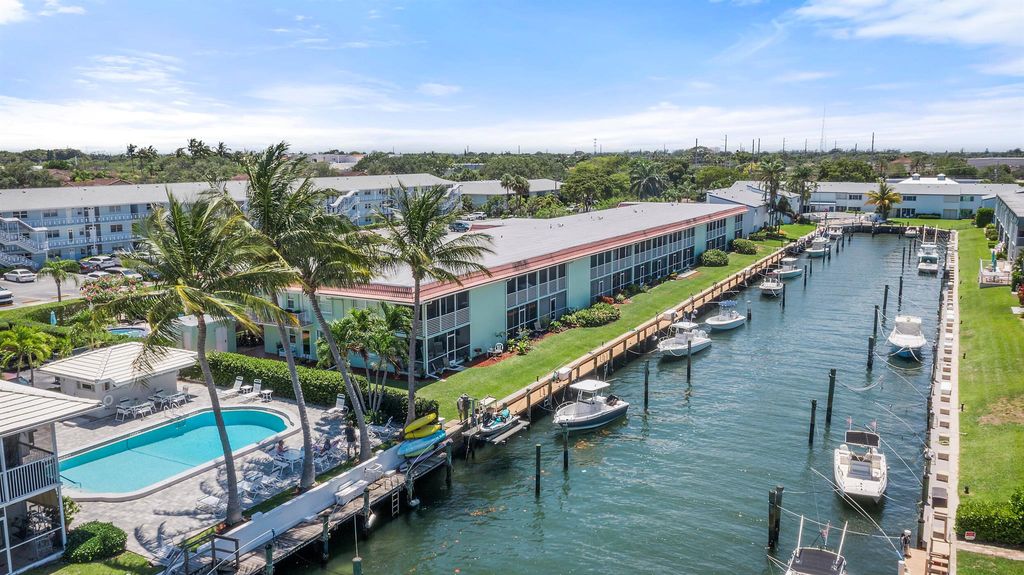 Photo of 117 Lehane Terrace #210, North Palm Beach, FL 33408 (MLS # R11096298)