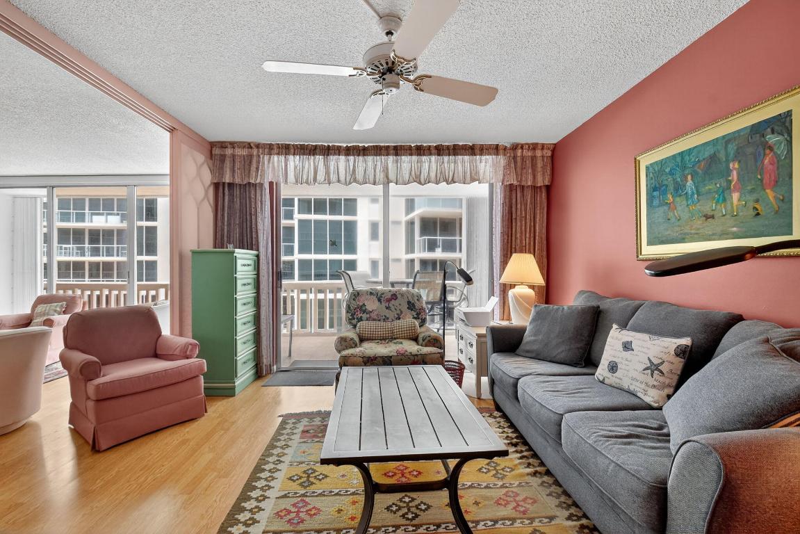 TUSCANY OF PALM BEACH CONDOMINIUM - Residential