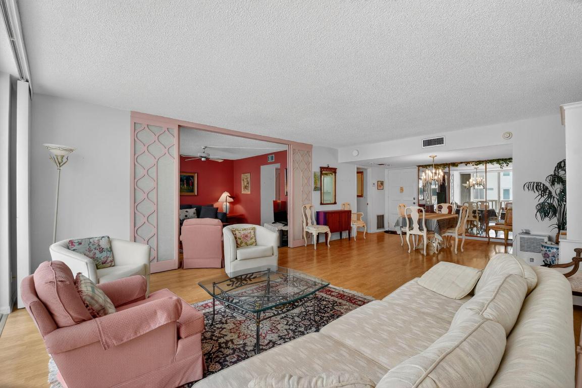 TUSCANY OF PALM BEACH CONDOMINIUM - Residential