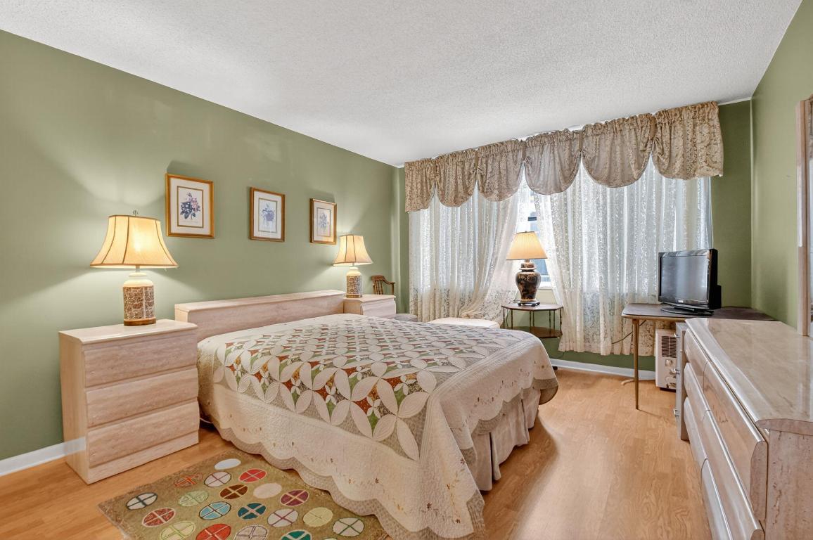 TUSCANY OF PALM BEACH CONDOMINIUM - Residential