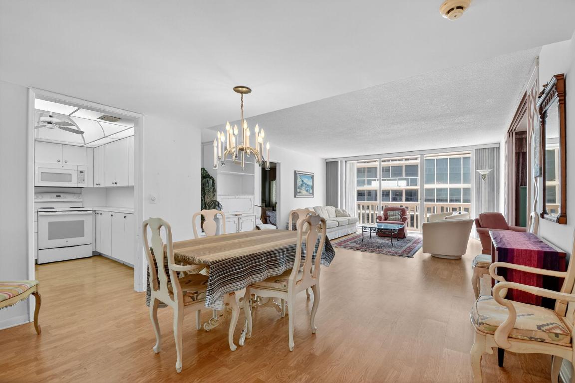 TUSCANY OF PALM BEACH CONDOMINIUM - Residential