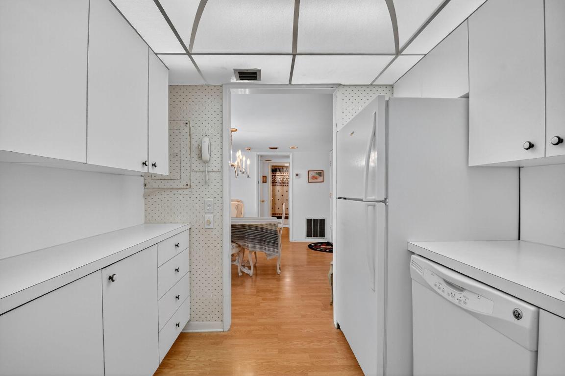 TUSCANY OF PALM BEACH CONDOMINIUM - Residential