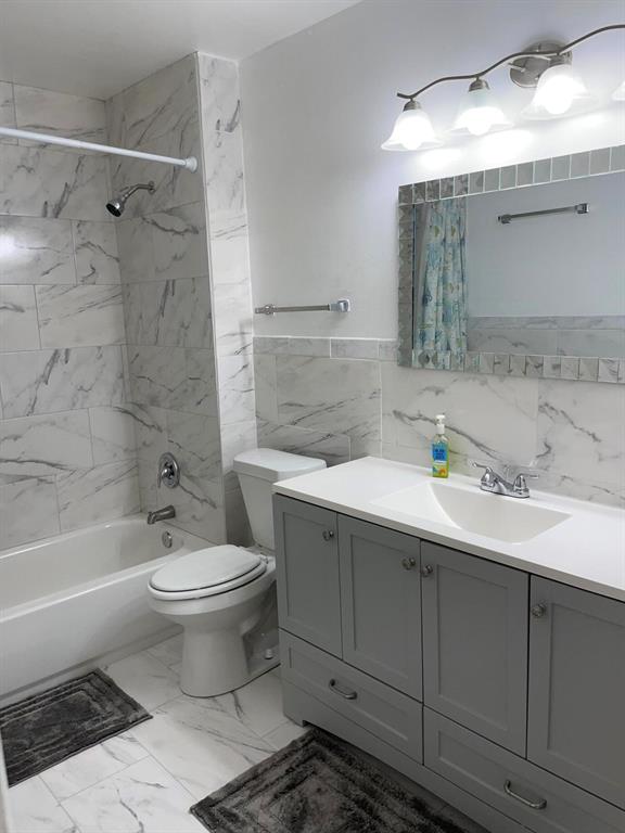 JUPITER LAKES TOWNHOMES CONDO I, II AND III CONDO - Residential