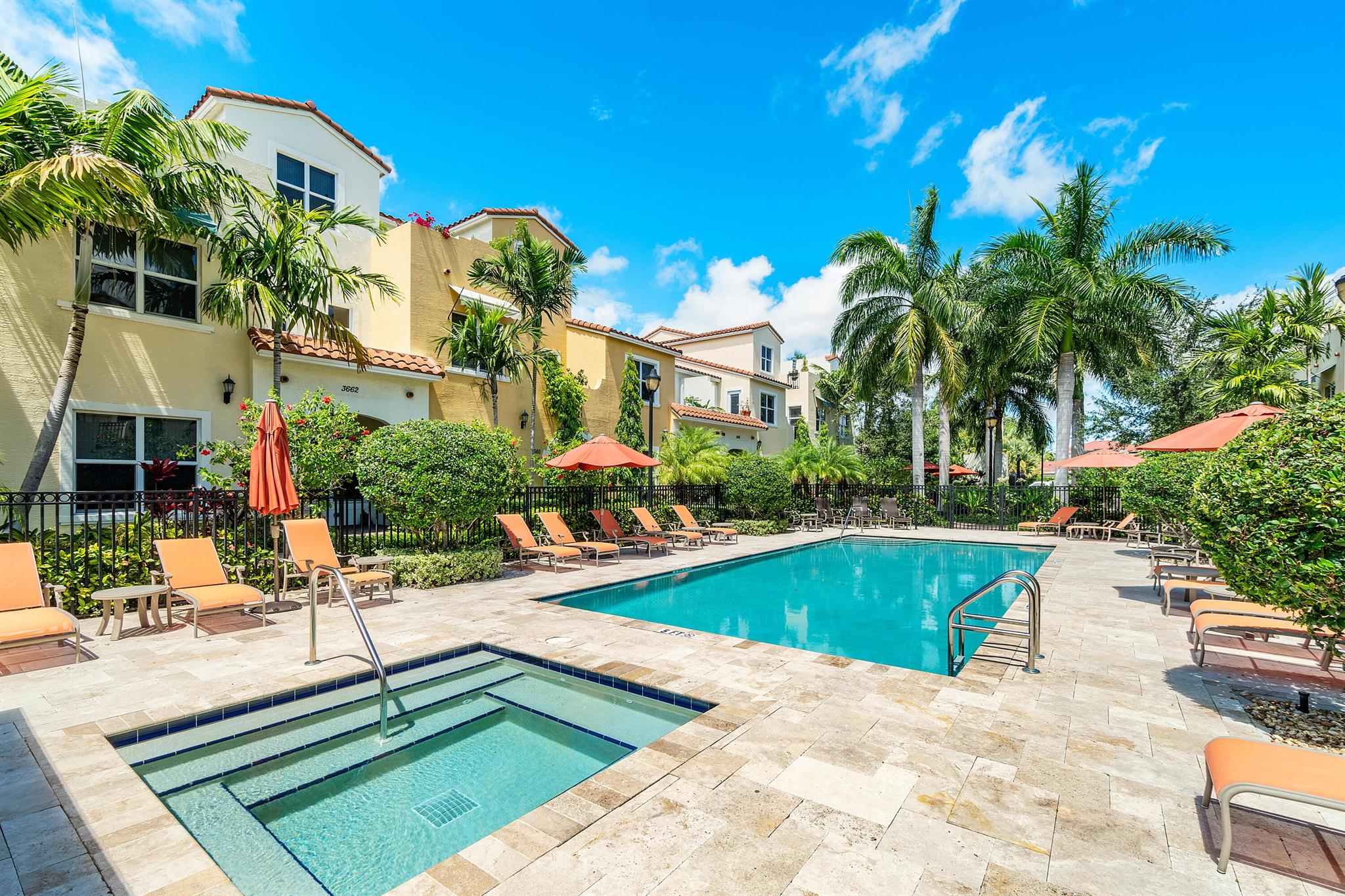 VILLAS ON ANTIQUE ROW - Residential Lease