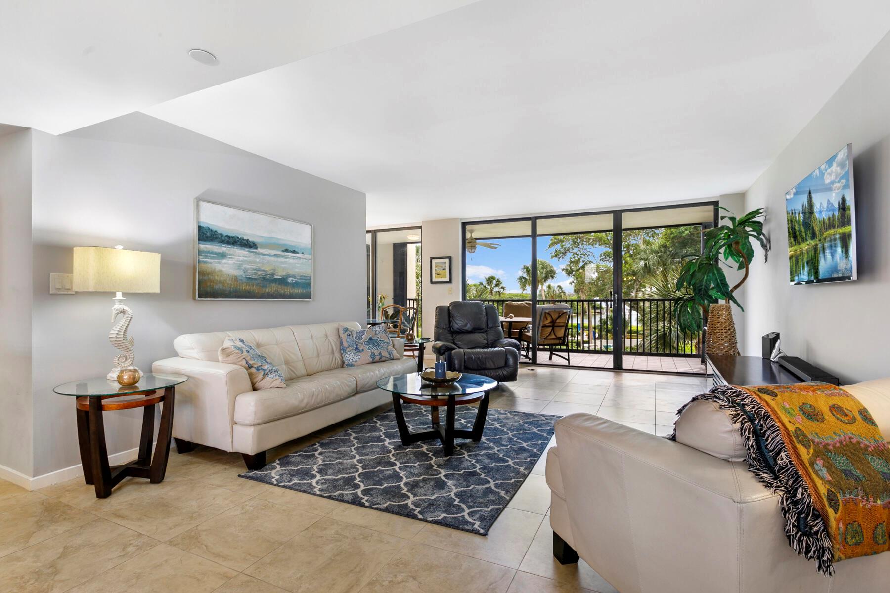 JAMAICA CONDO - Residential