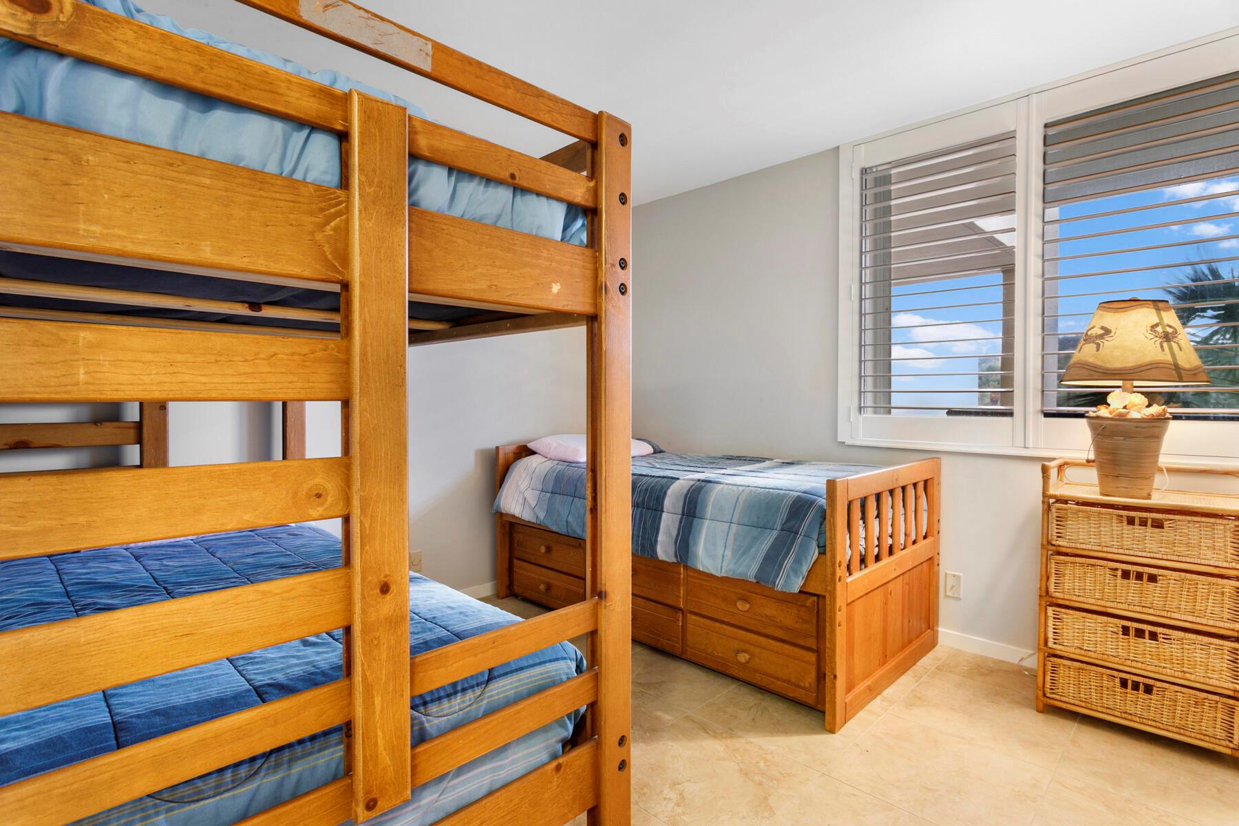 JAMAICA CONDO - Residential