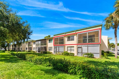 Tiny photo for 4148 NW 90th Avenue #201, Coral Springs, FL 33065 (MLS # B26087899)