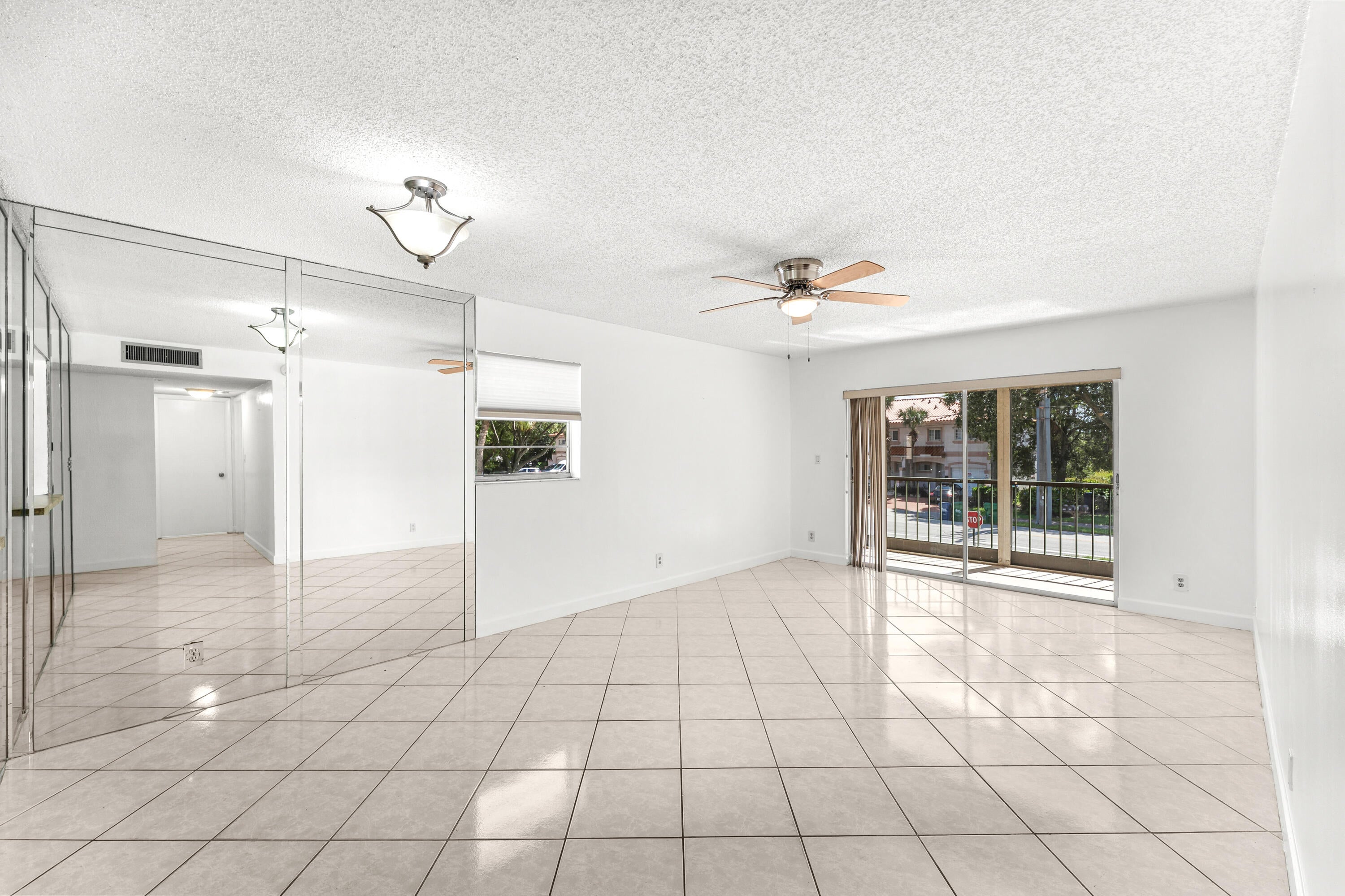 4148 NW 90th Avenue 201