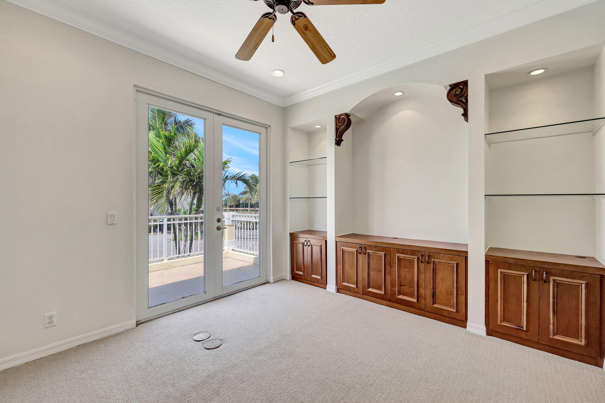 MARINER BAY - Residential