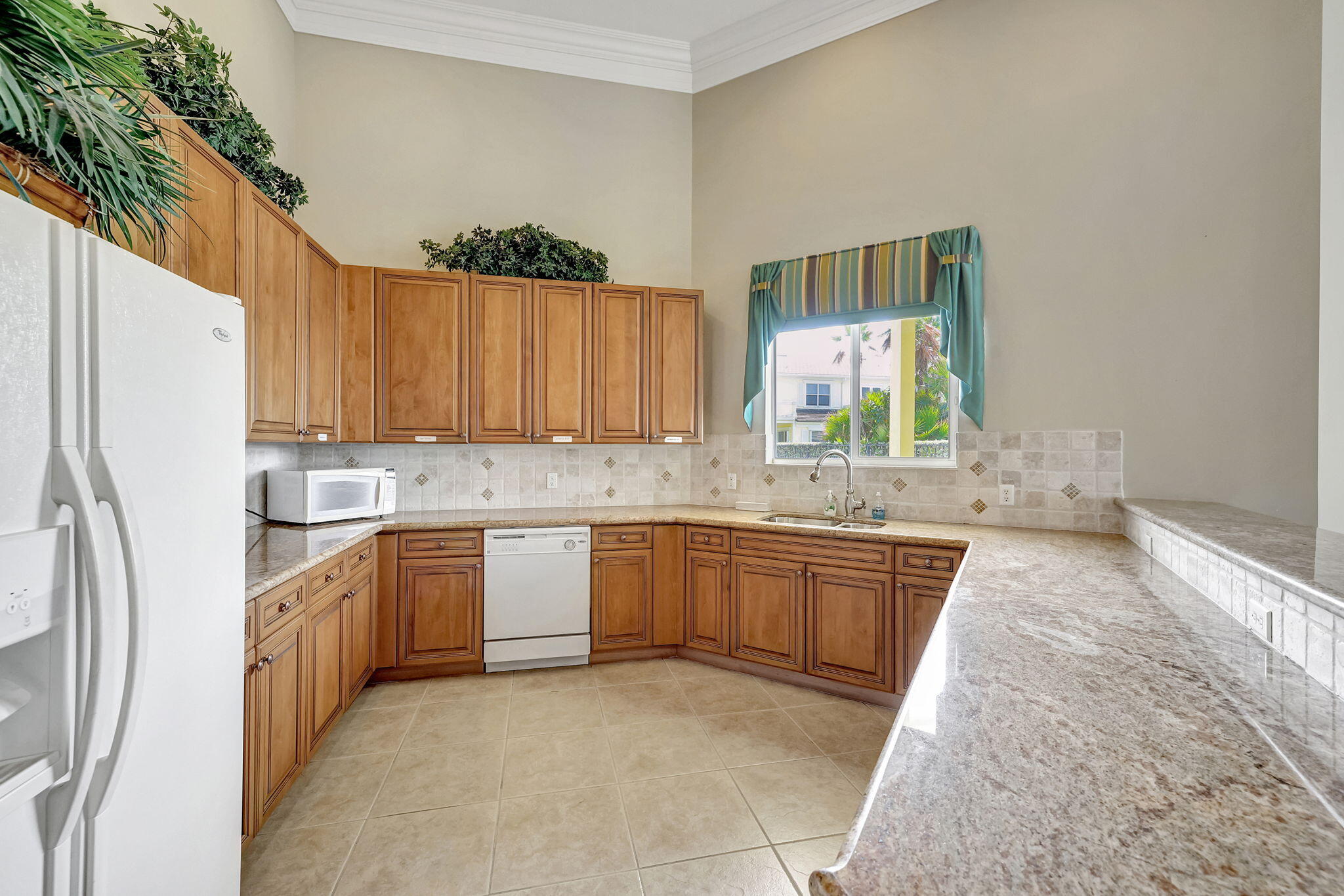 MARINER BAY - Residential