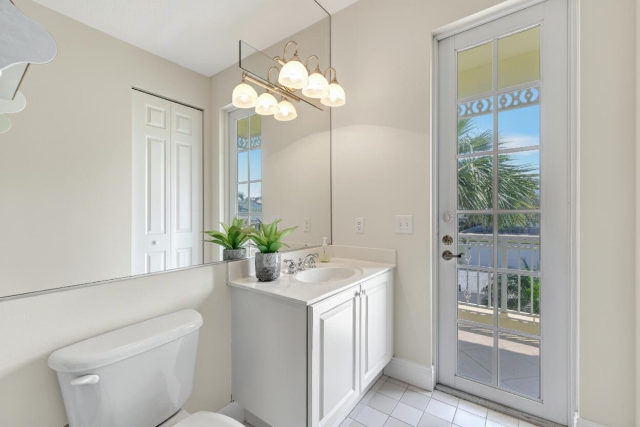 MARINER BAY - Residential