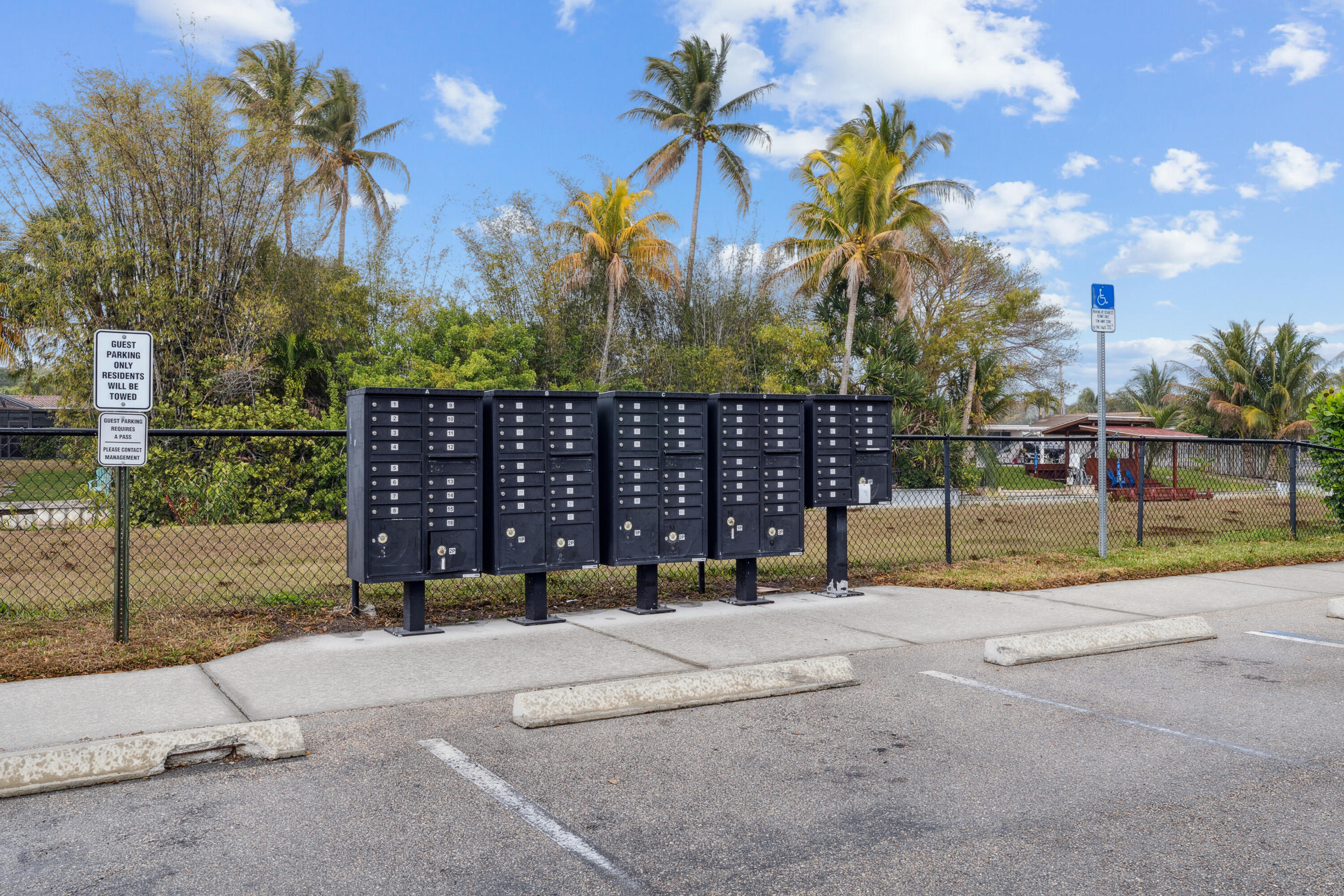 WATERVILLE - Residential Lease