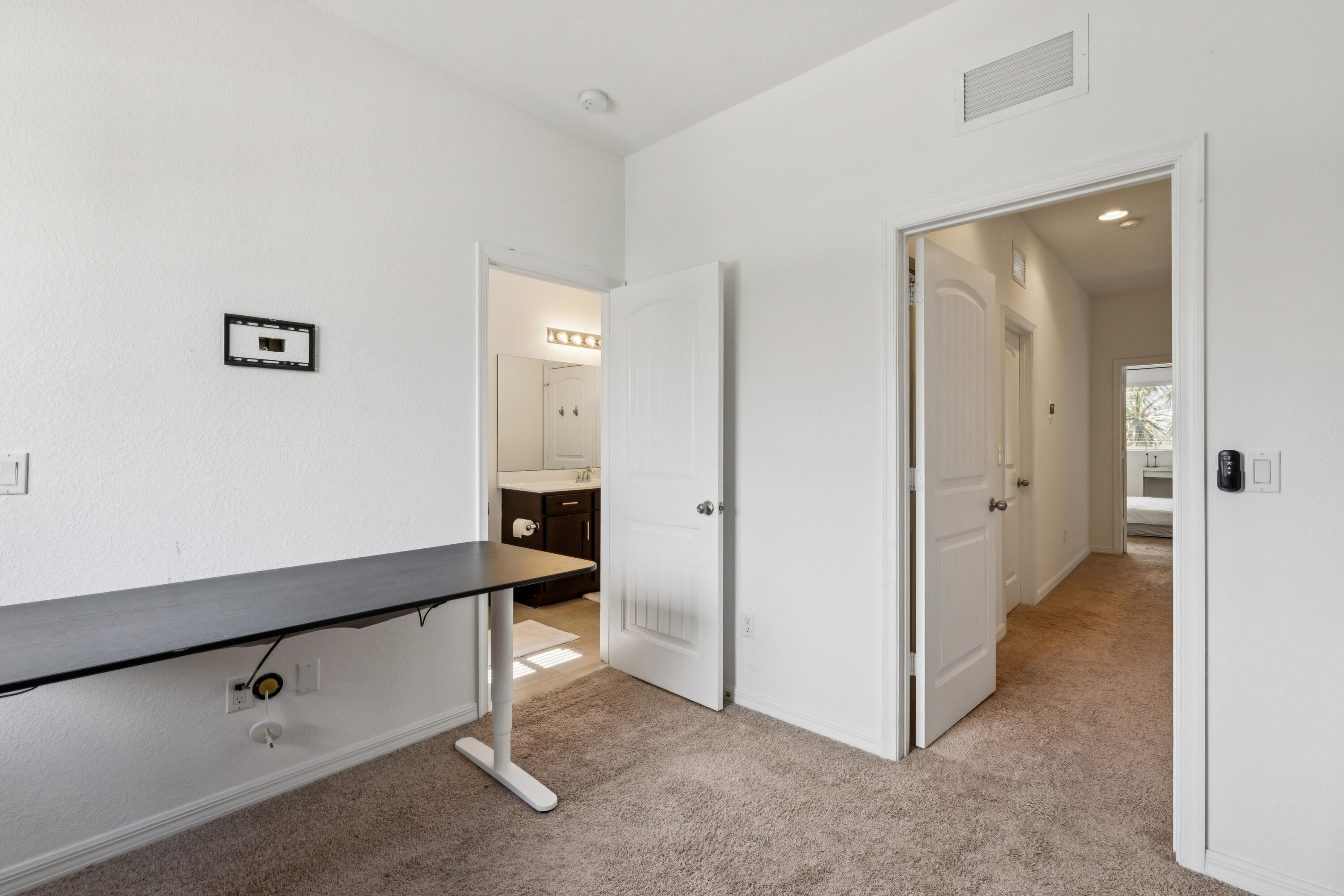 WATERVILLE - Residential Lease