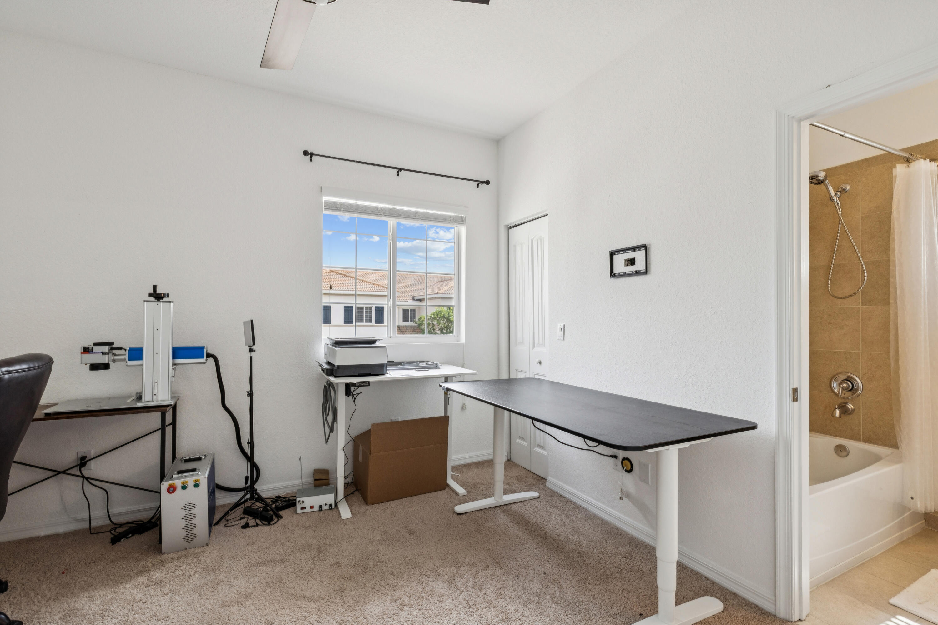 WATERVILLE - Residential Lease