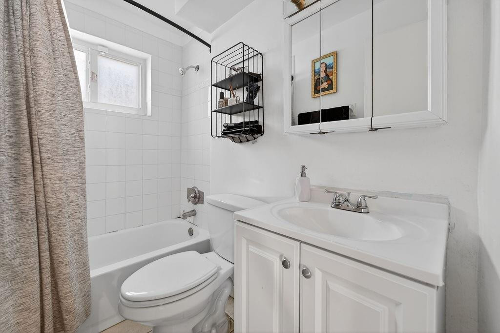 Sunrise Golf Village Sec - Residential