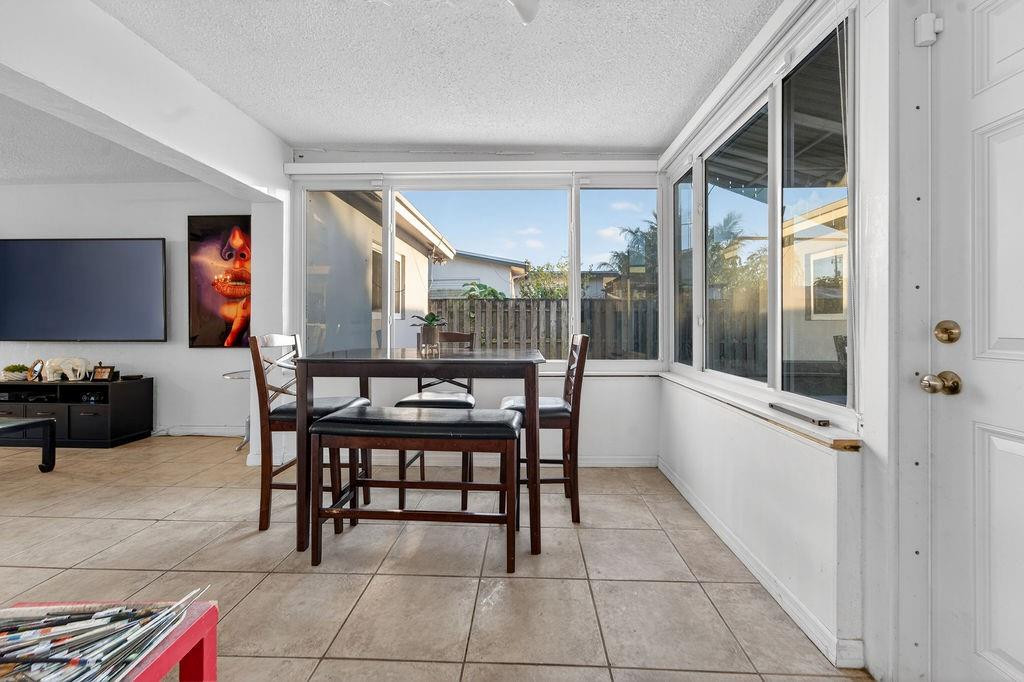 Sunrise Golf Village Sec - Residential