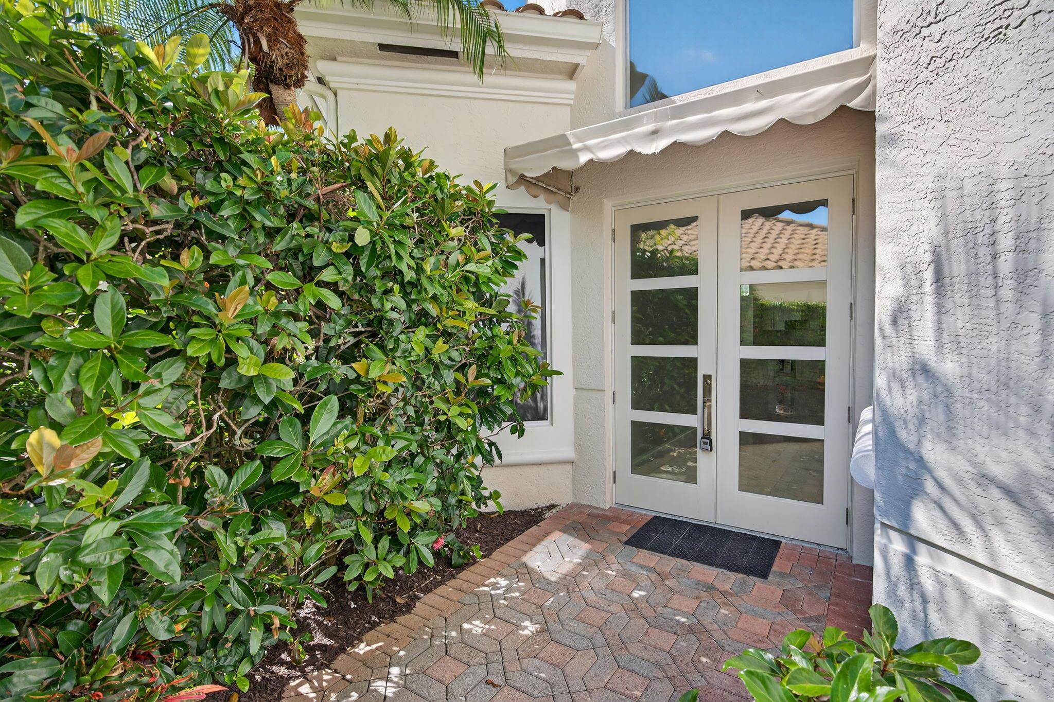 DIAMOND HEAD - Residential