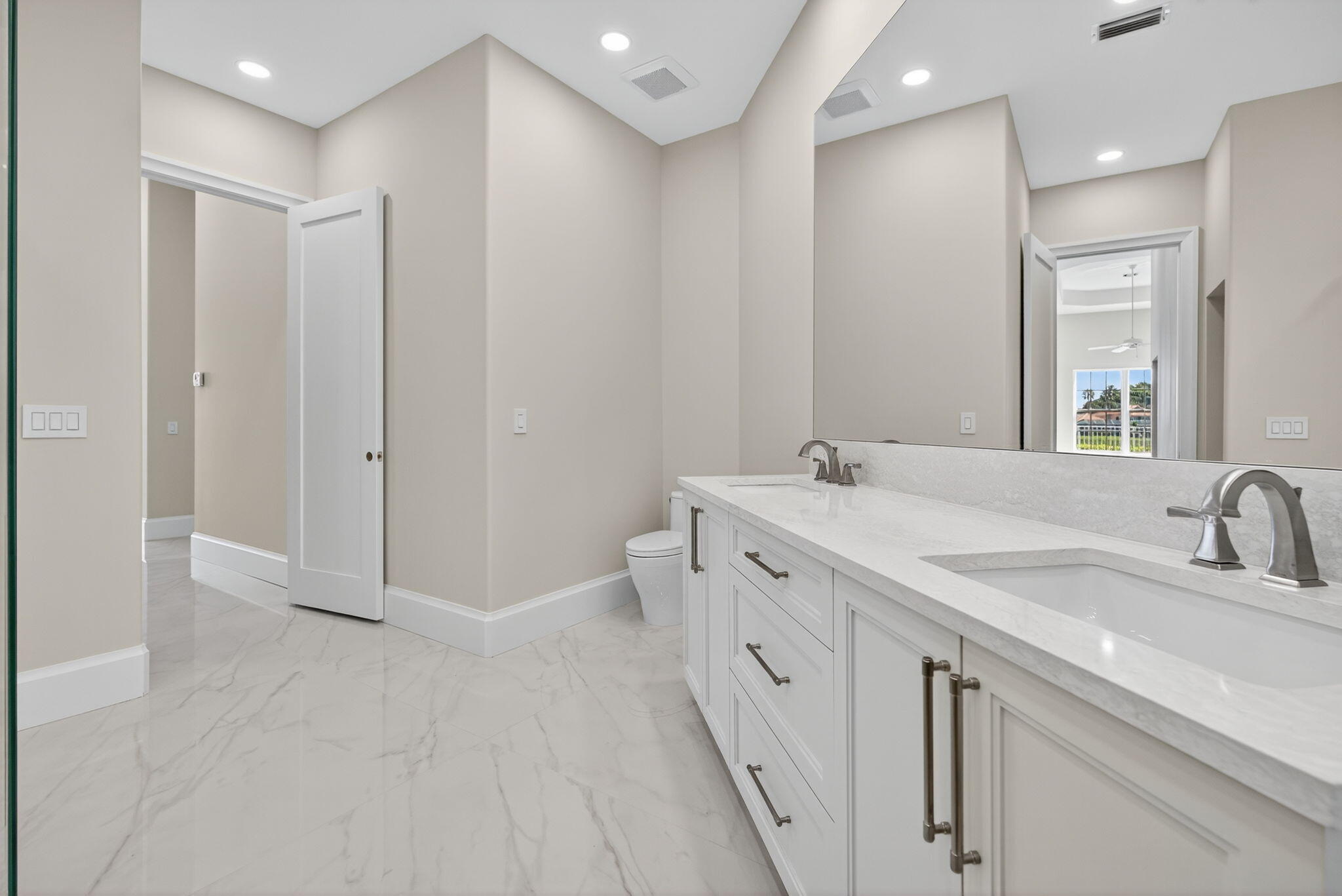 DIAMOND HEAD - Residential