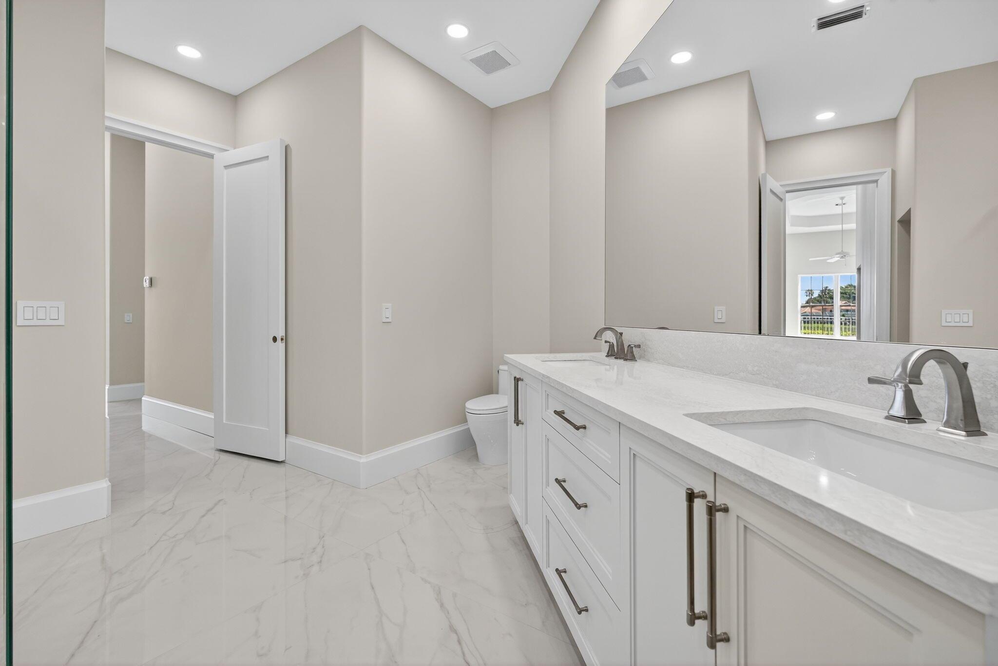 DIAMOND HEAD - Residential