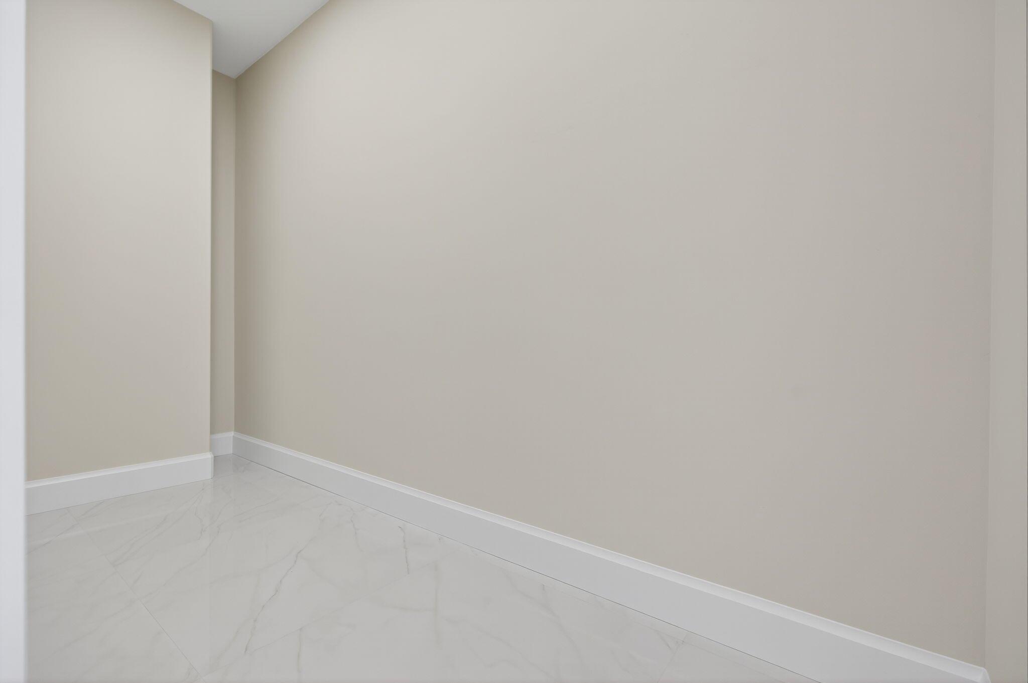 DIAMOND HEAD - Residential