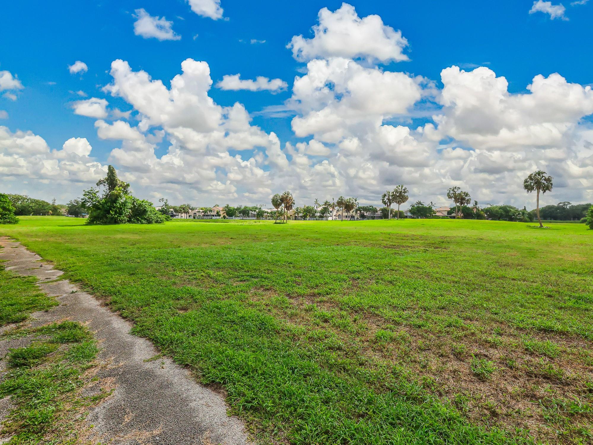Holiday Spgs Village & - Residential