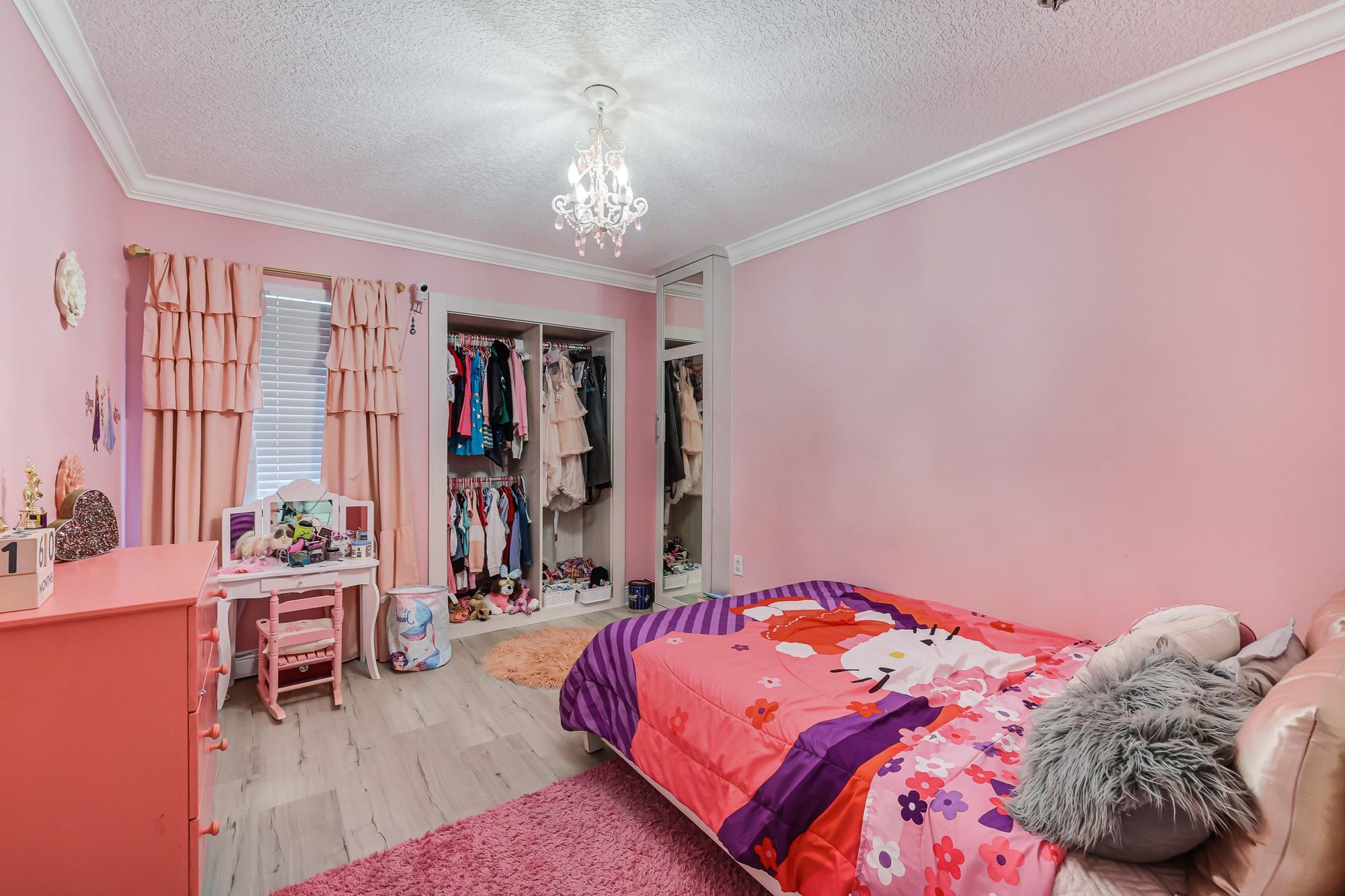 Holiday Spgs Village & - Residential