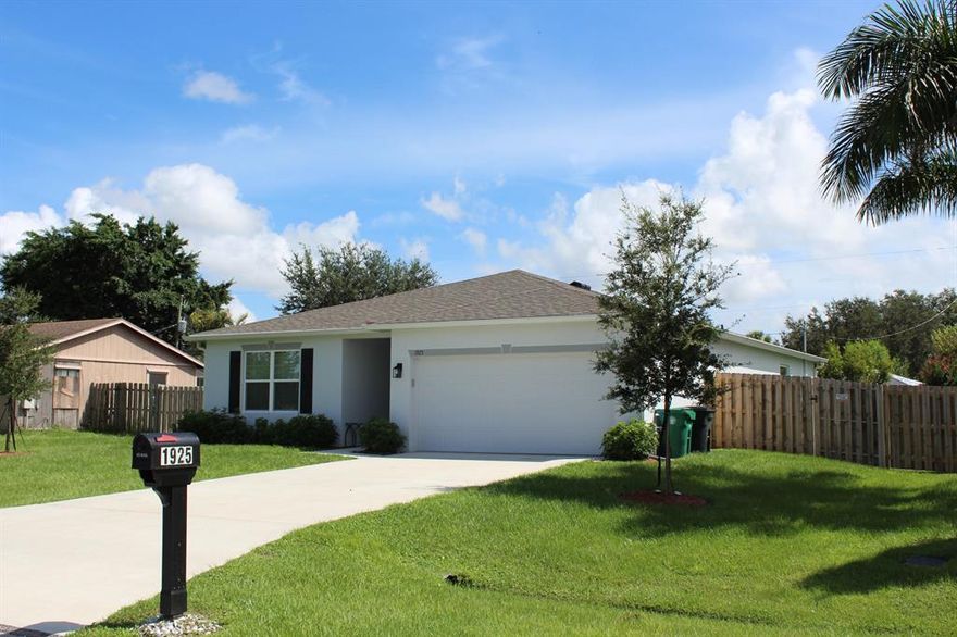 Wonderful new construction home built 2019. Open floor plan and upgraded! Built in kithen storage system in each cabinet. Come see this wonderful 4/2 home located walking distance to Oak Hammock K-8 School. Nestled on a quiet block in Port St Lucie in between the Florida Tunpike and 95.  Schedule a showing today!  Apply today at www.restoday.net