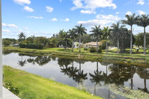 A home in Lake Worth