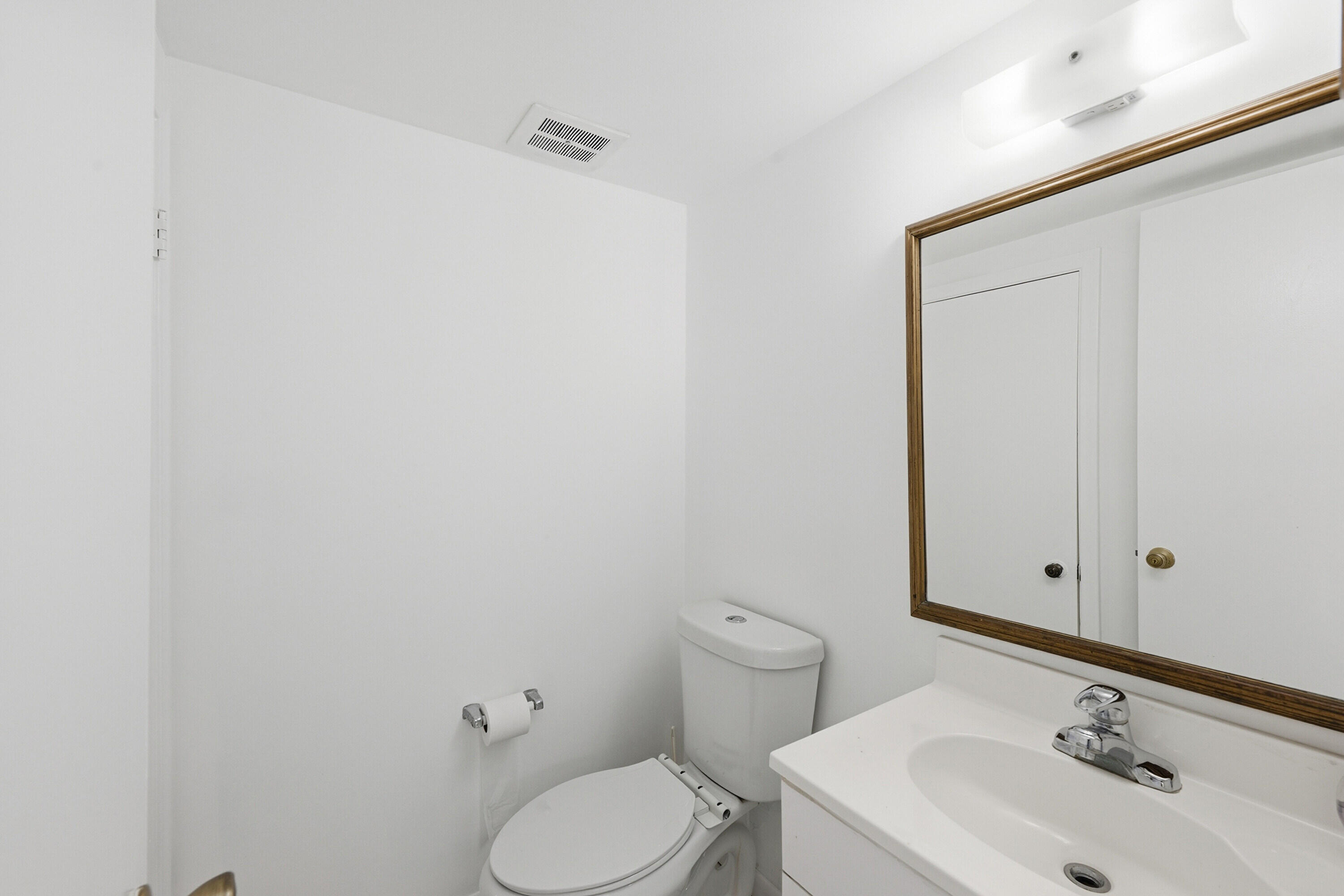 MANOR GROVE VILLAGE THREE CONDO - Residential
