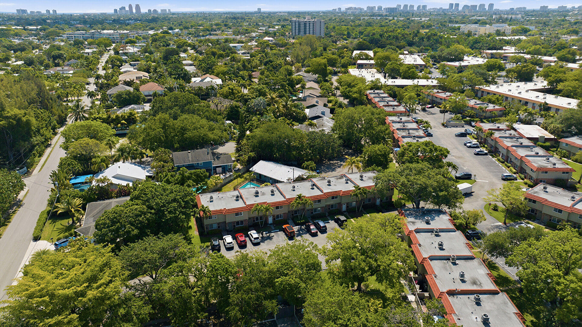 MANOR GROVE VILLAGE THREE CONDO - Residential